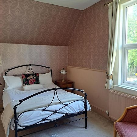Avon Guesthouse Bath Bagian luar foto
